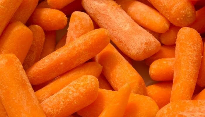 baby carrots turning white